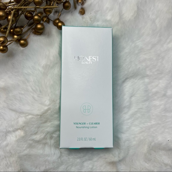 Honest Beauty | Younger + Cleaner Nourishing Lotion - Picture 2 of 10